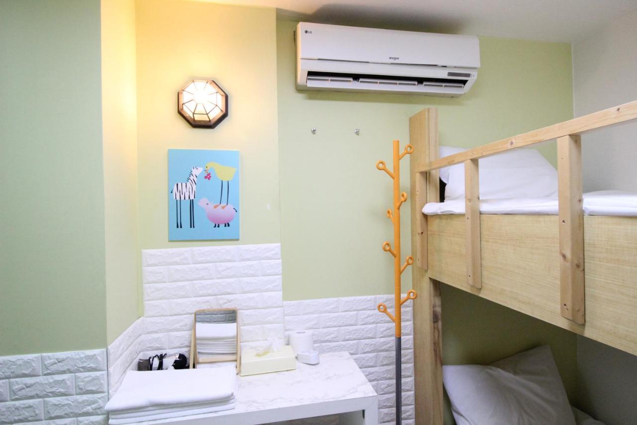 Stay In Blue Seoul Luaran gambar